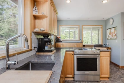 Office / Den Photo of 12800 Mainsail Road, Madeira Park, BC