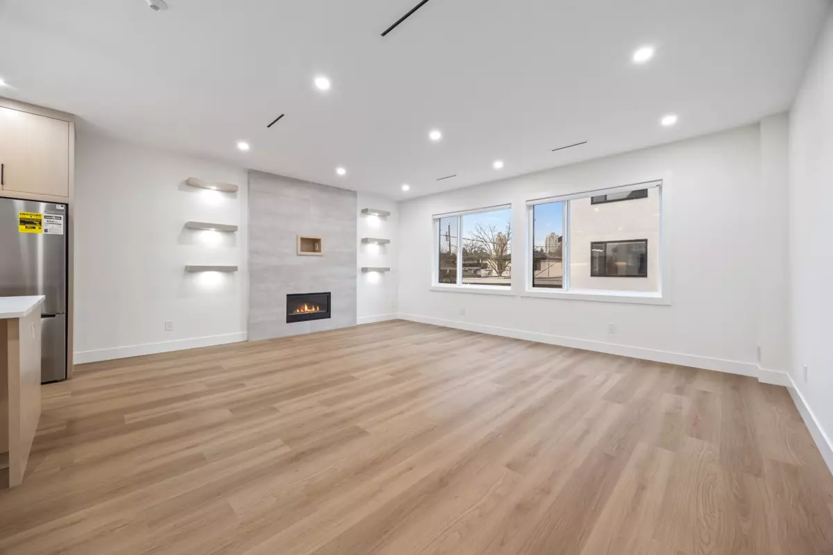 Family Room Photo of 2 6639 Acacia Avenue, Burnaby, BC