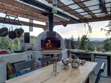 Hot Tub / Spa Photo of 9340 Stephens Way, Halfmoon Bay, BC
