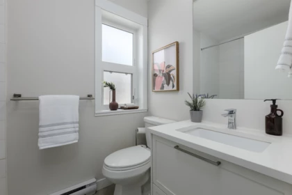 Mudroom Photo of 3 2150 Salisbury Avenue, Port Coquitlam, BC