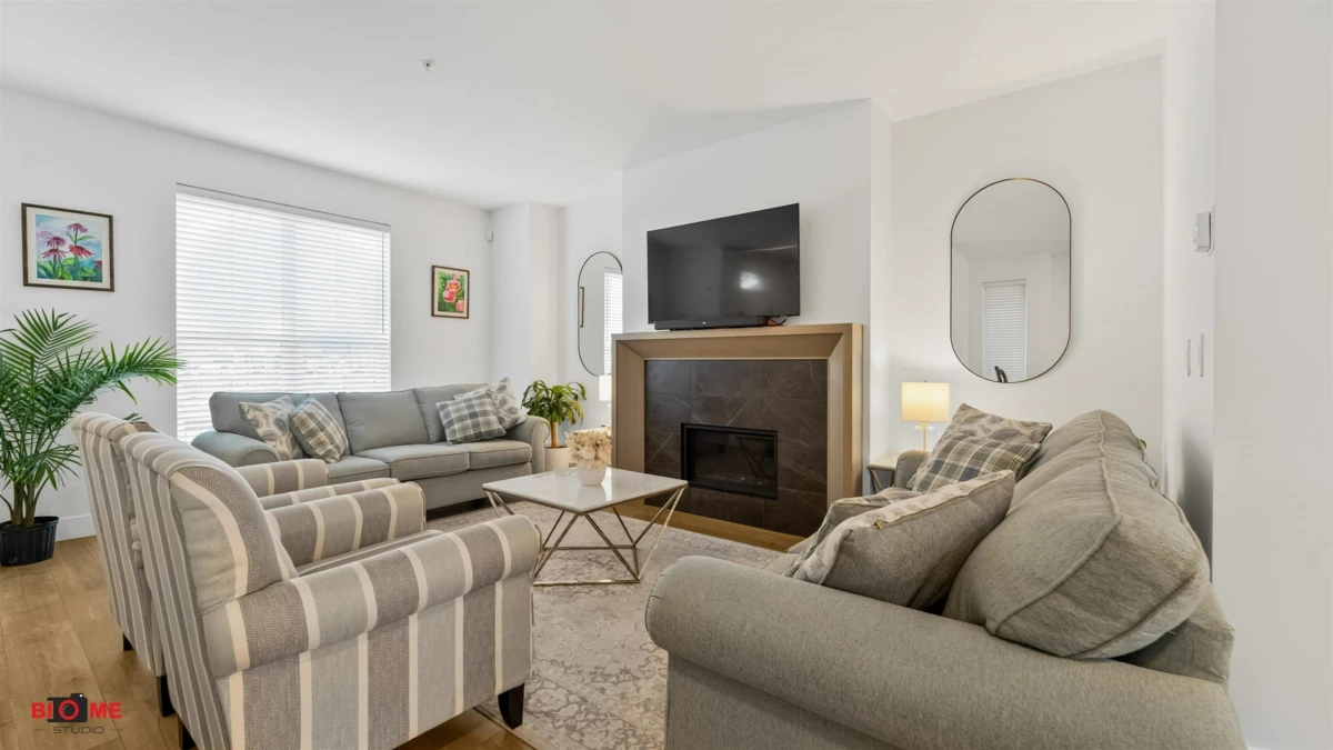 Living Room Photo of 7495 197 Street, Langley, BC