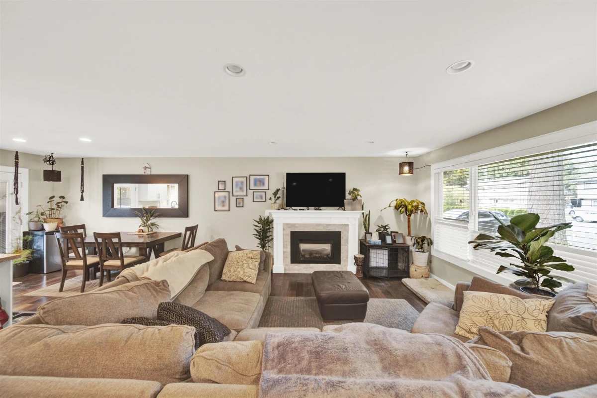 Dining Area Photo of 3895 201 Street, Langley, BC