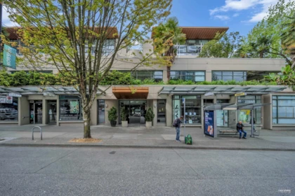 Basement Recreation Room Photo of 214 1688 Robson Street, Vancouver, BC