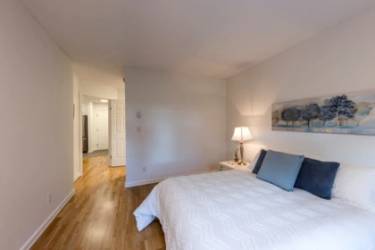 Laundry Room Photo of 201 2800 Chesterfield Avenue, North Vancouver, BC