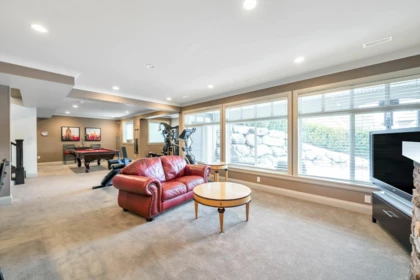 Entry Foyer Photo of 1 35689 Goodbrand Drive, Abbotsford, BC