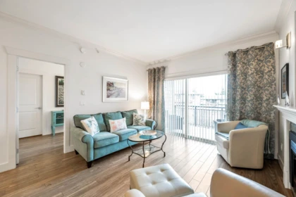 406 15368 17a Avenue Avenue, Surrey, BC, Surrey — Apartment/Condo for sale