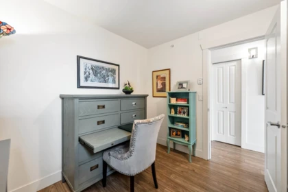 Mudroom Photo of 406 15368 17a Avenue Avenue, Surrey, BC