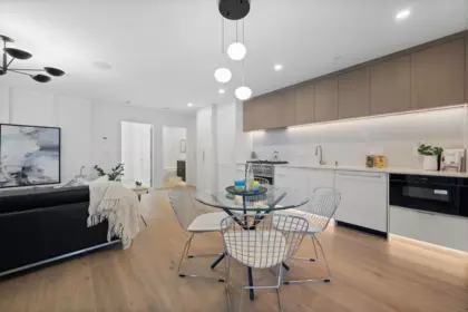 1137 W 33rd Avenue, Vancouver, BC, Vancouver — Townhouse for sale