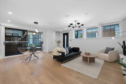 Kitchen Island Photo of 1137 W 33rd Avenue, Vancouver, BC