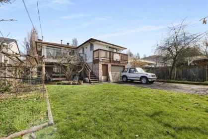 Backyard Photo of 3481 Dieppe Drive, Vancouver, BC
