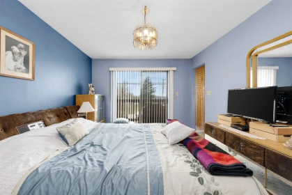 Guest Bathroom Photo of 3481 Dieppe Drive, Vancouver, BC