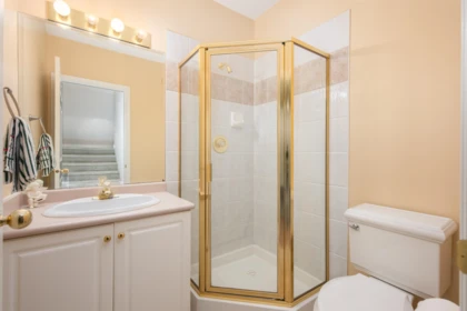 Hallway Photo of 112 2979 Panorama Drive, Coquitlam, BC
