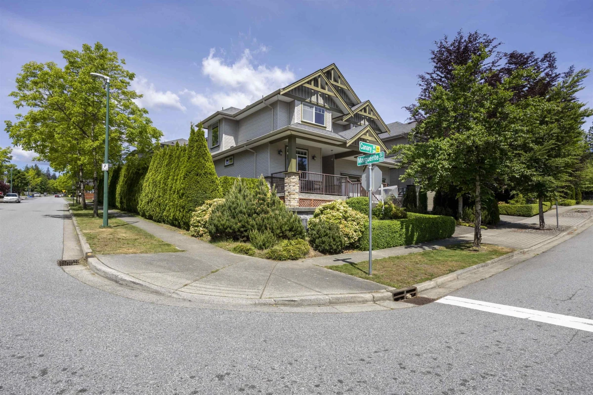 Living Room Photo of 3351 Canary Place, Coquitlam, BC