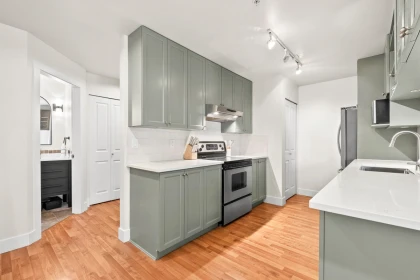 Breakfast Nook Photo of 314 15368 16a Avenue, Surrey, BC