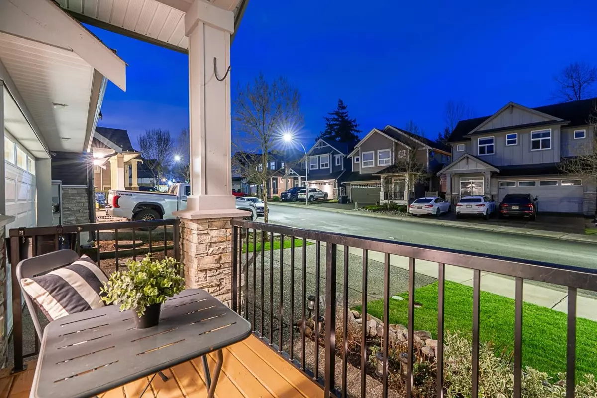 Exterior Rear Photo of 27563 27a Avenue, Langley, BC