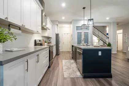 Kitchen Photo of 27563 27a Avenue, Langley, BC