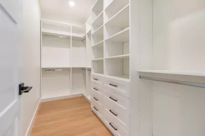 Mudroom Photo of 20070 27a Avenue, Langley, BC