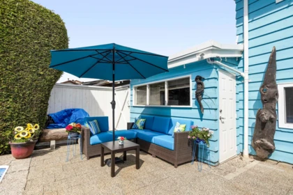 Garden / Landscaping Photo of 944 Porter Street, Coquitlam, BC
