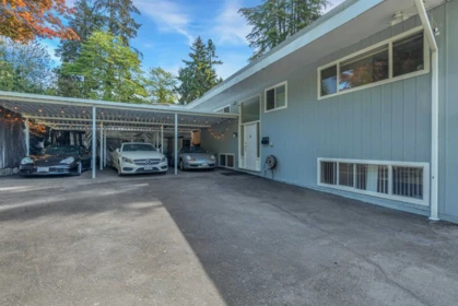 Basement Recreation Room Photo of 693 Plymouth Drive, North Vancouver, BC