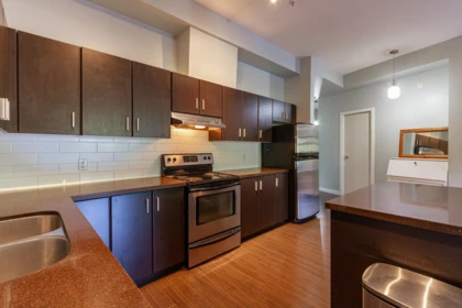 Kitchen Island Photo of 113 41105 Tantalus Road, Squamish, BC