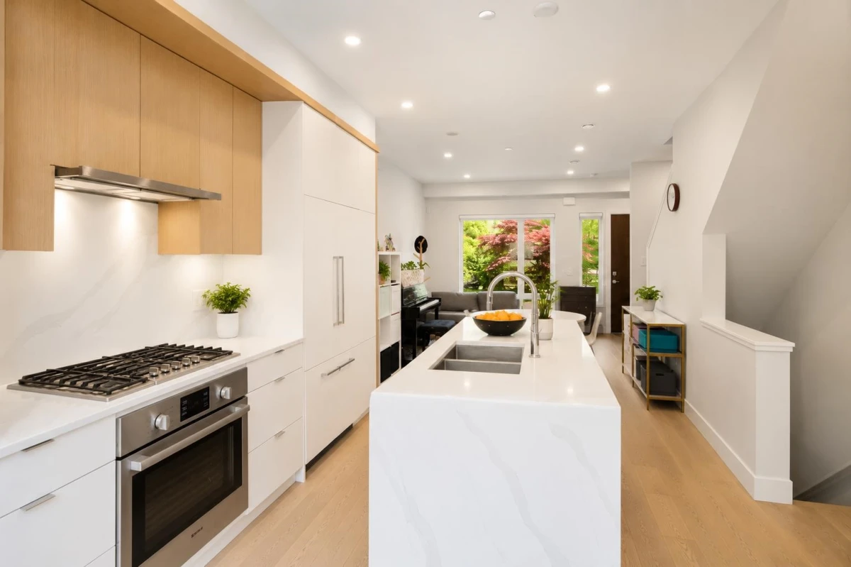Family Room Photo of 7675 Granville Street, Vancouver, BC