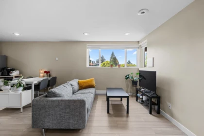 Breakfast Nook Photo of 170 Carisbrooke Crescent, North Vancouver, BC
