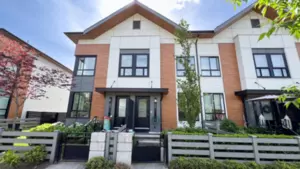 154 15111 Edmund Drive, Surrey, BC