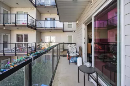 Basement Recreation Room Photo of 316 13768 108 Avenue, Surrey, BC