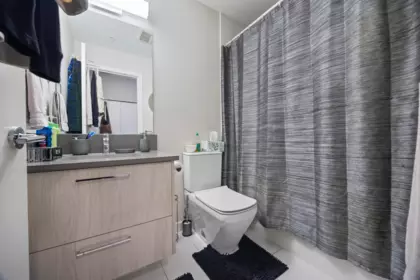 Powder Room Photo of 316 13768 108 Avenue, Surrey, BC