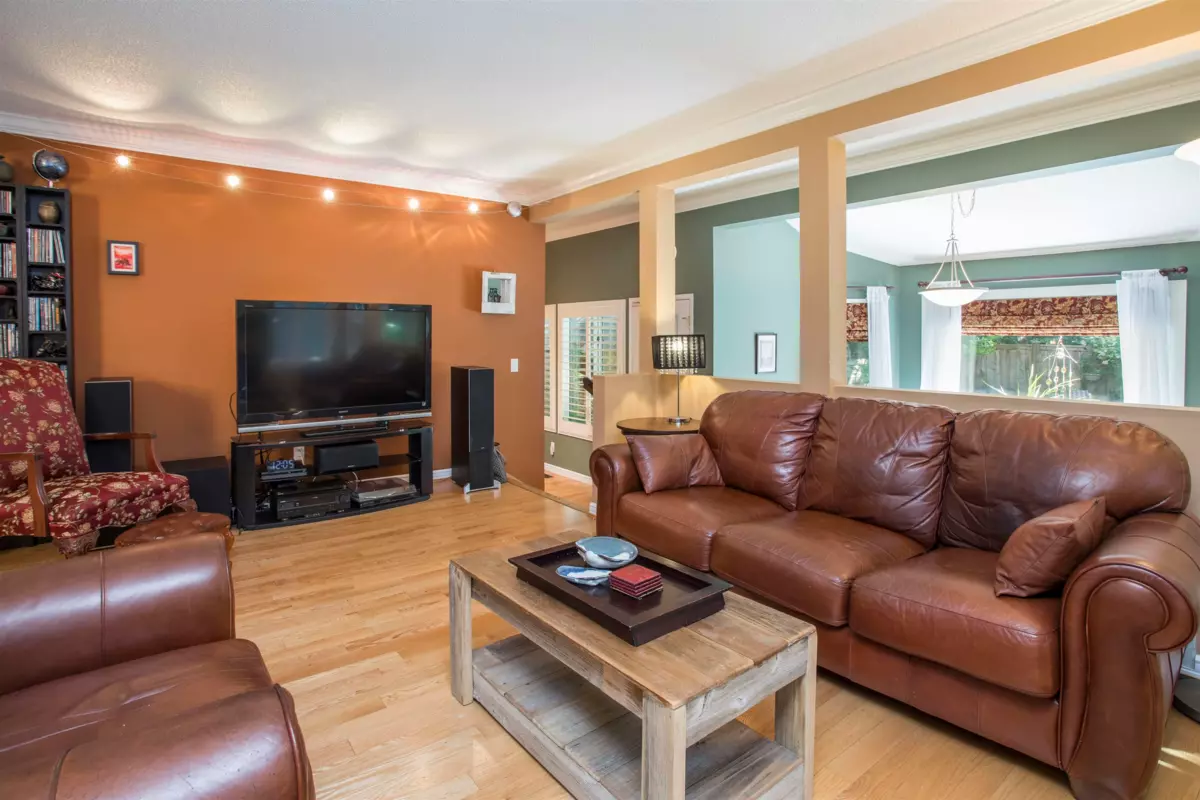 Living Room Photo of 1989 Cedar Village Crescent, North Vancouver, BC