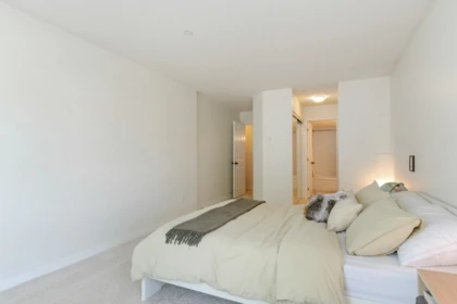 Powder Room Photo of 217 33280 Bourquin Crescent, Abbotsford, BC