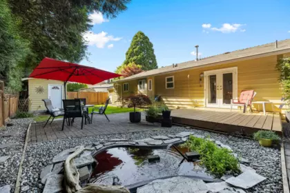 Garden / Landscaping Photo of 20782 52 Avenue, Langley, BC