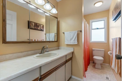 Primary Bedroom Photo of 45199 Stevenson Road, Chilliwack, BC
