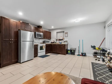 Hot Tub / Spa Photo of 11897 82 Avenue, Delta, BC
