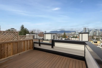 Backyard Photo of 1286 W 7th Avenue, Vancouver, BC