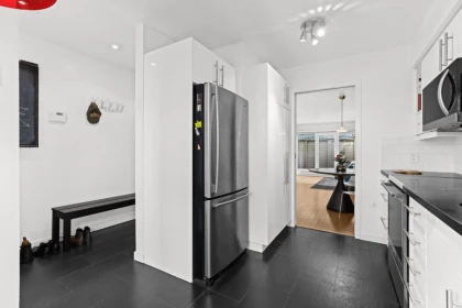 Kitchen Photo of 1286 W 7th Avenue, Vancouver, BC