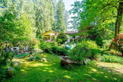 Hot Tub / Spa Photo of 23942 Fern Crescent, Maple Ridge, BC
