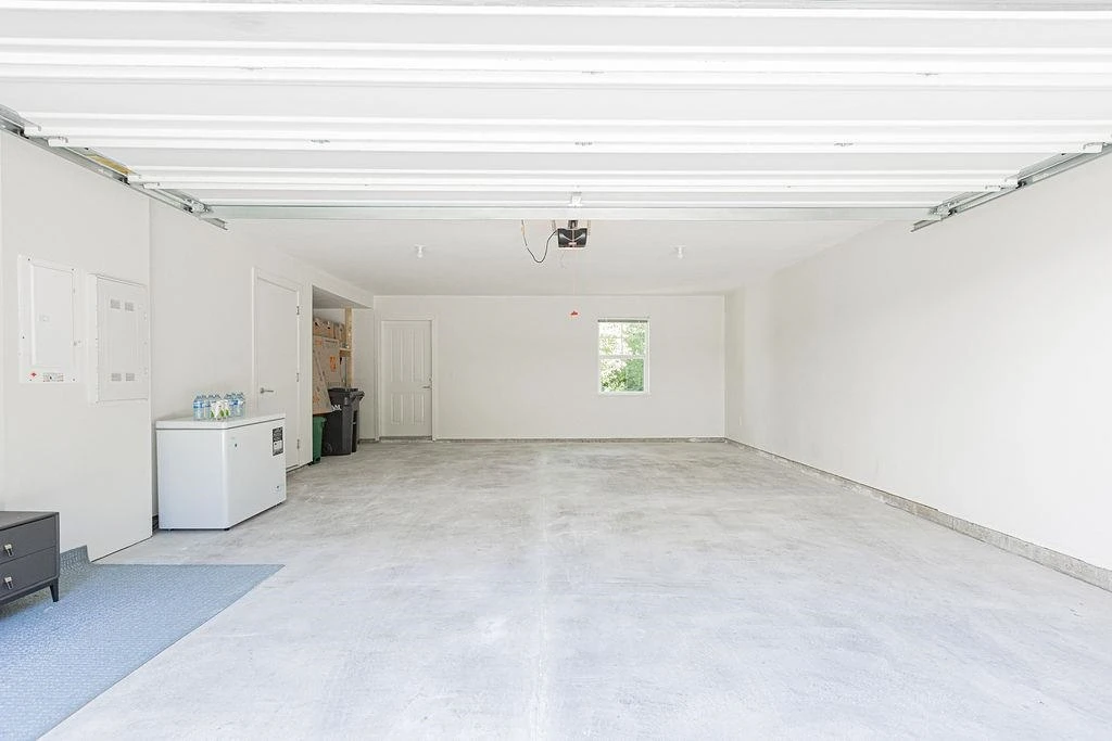 Dining Area Photo of 124 1225 Mitchell Street, Coquitlam, BC