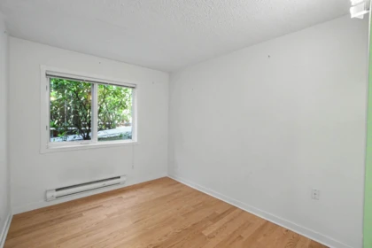 Laundry Room Photo of 1868 W 15th Avenue, Vancouver, BC