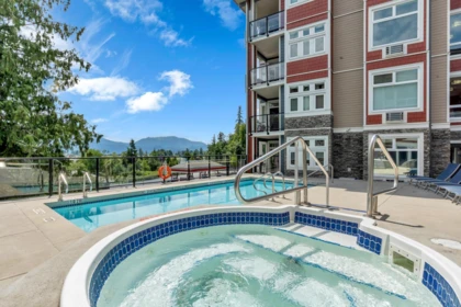 406 2242 Whatcom Road, Abbotsford, BC, Abbotsford — Apartment/Condo for sale