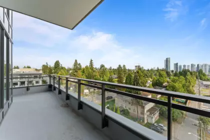 Laundry Room Photo of 802 13675 107a Avenue, Surrey, BC