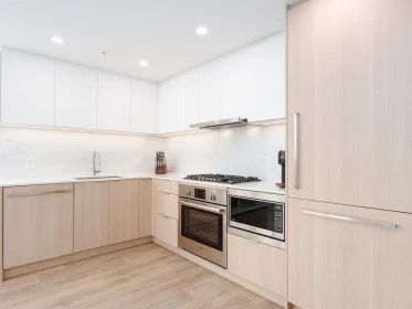Kitchen Photo of 1809 318 Alderson Avenue, Coquitlam, BC