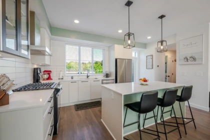 Breakfast Nook Photo of 35 2774 Montrose Avenue, Abbotsford, BC
