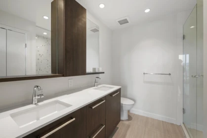 Primary Bathroom Photo of 3904 567 Clarke Road, Coquitlam, BC