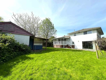 Backyard Photo of 9511 Pinewell Crescent, Richmond, BC