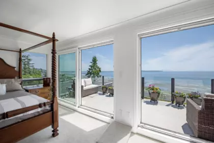 Mudroom Photo of 14553 SUNSET DRIVE, White Rock BC V4B 2V9