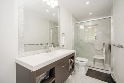 Powder Room Photo of 730 Colborne Street, New Westminster, BC
