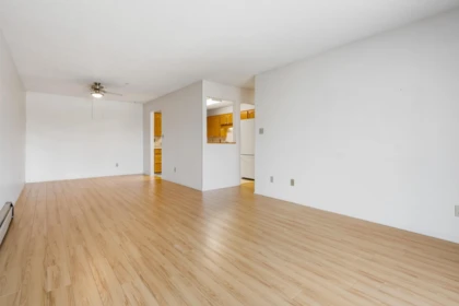 Laundry Room Photo of 320 31850 Union Avenue, Abbotsford, BC