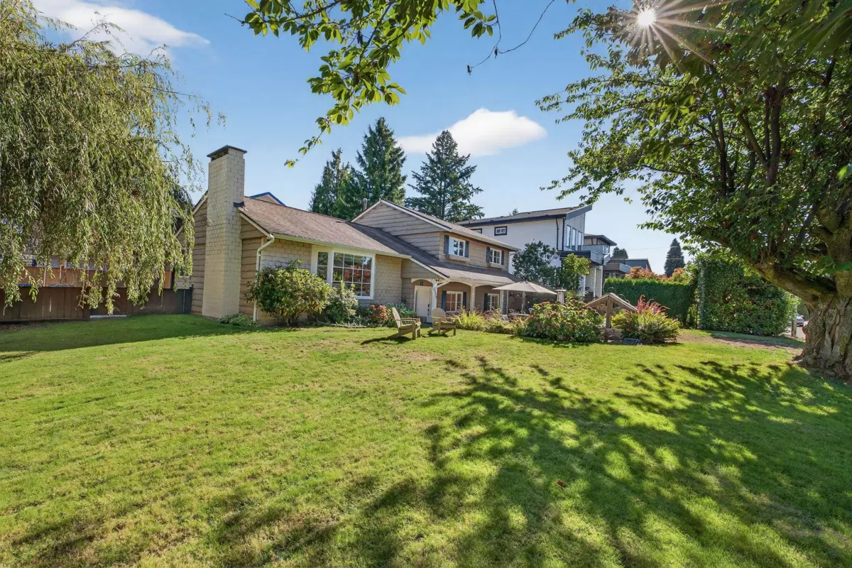 Family Room Photo of 3380 Glasgow Street, Port Coquitlam, BC
