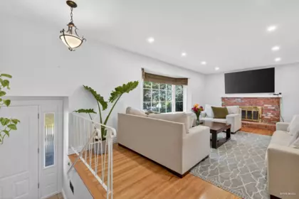 Pantry Photo of 3380 Glasgow Street, Port Coquitlam, BC